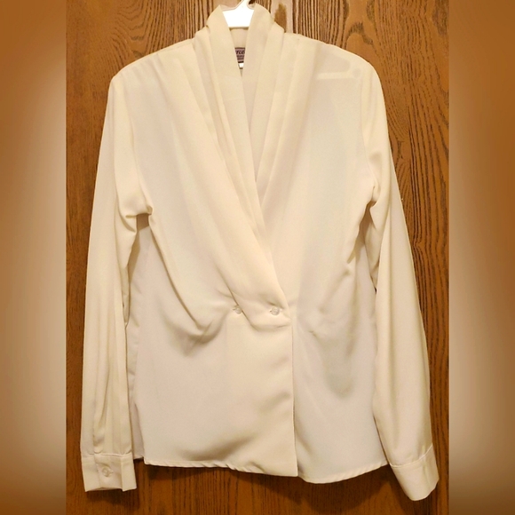Boutique Brand Marcello Sartoria Elegant Cream Color Silk Blouse Sz: 4 NWOT